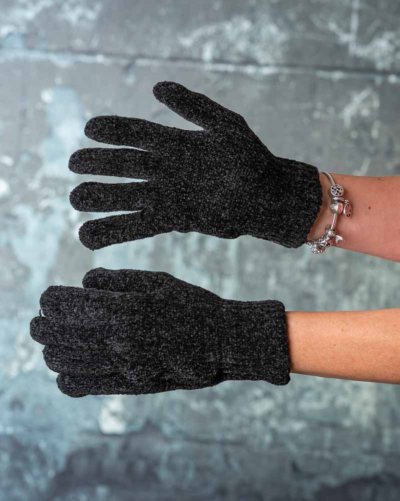 Mäkkučké rukavice - čierne